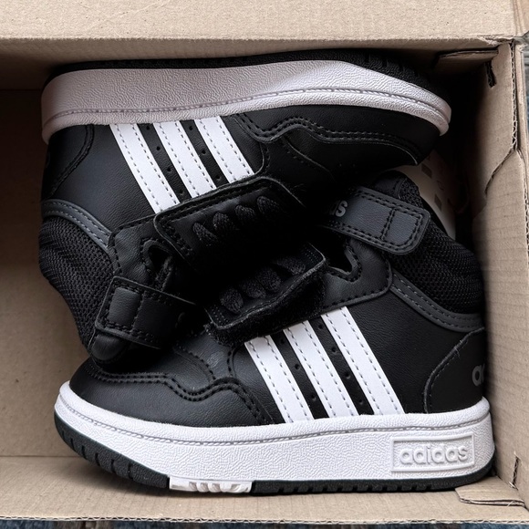 adidas Toddler Baby Hoops 3.0 Mid Core Sneakers Black/White/Grey Six Size 6K - Picture 1 of 6